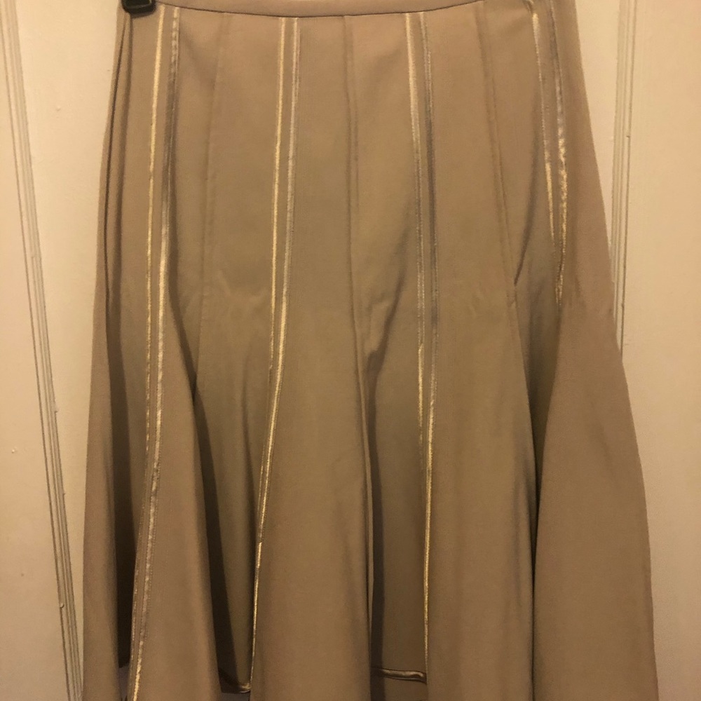 🌺Cream A-Line skirt
